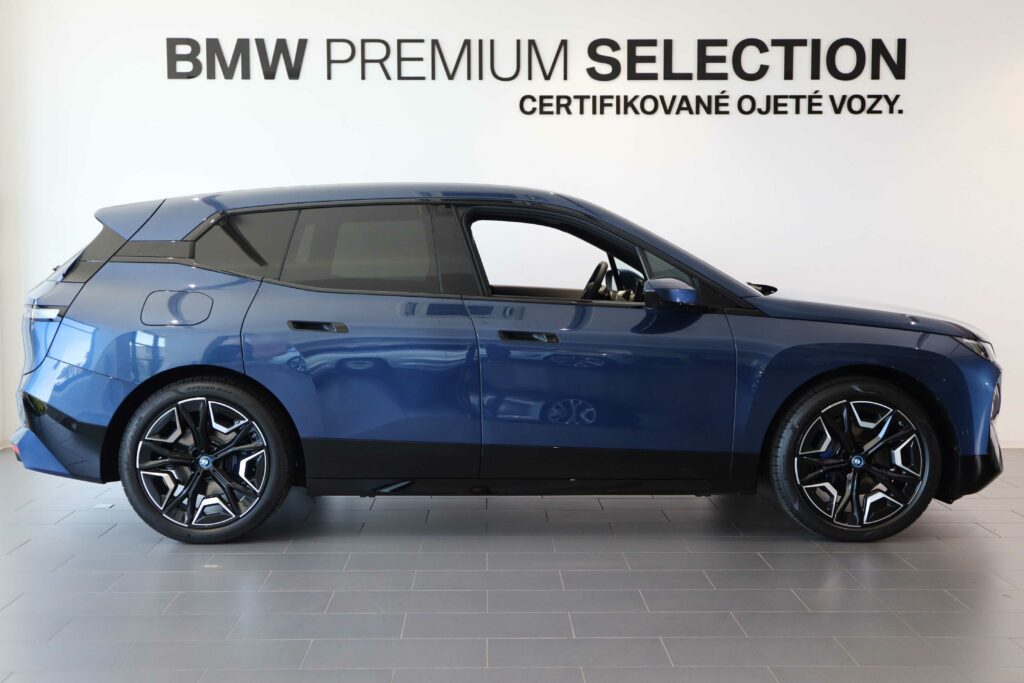 BMW iX xDrive40