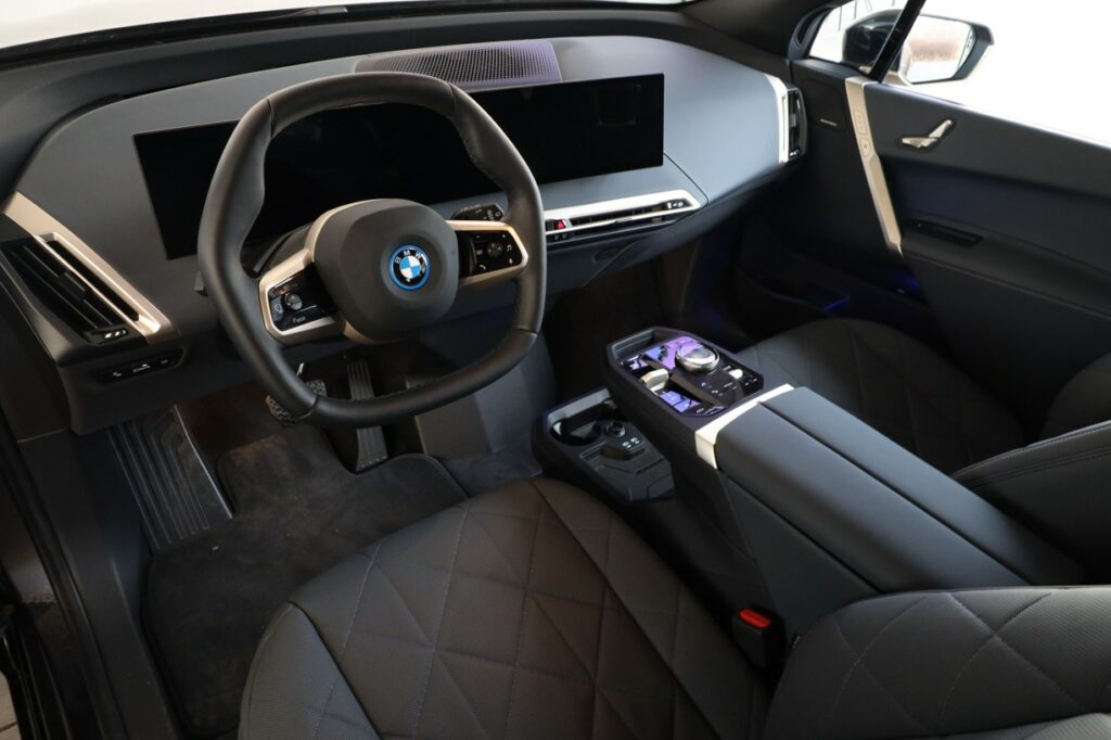 BMW iX xDrive40