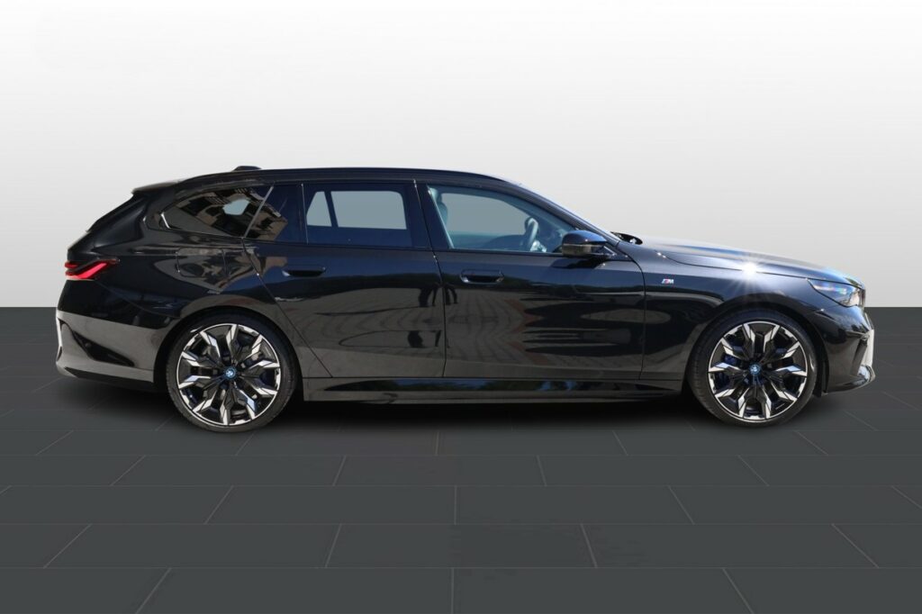 BMW i5 M60 xDrive Touring