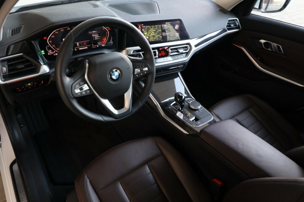 BMW 320d xDrive Touring