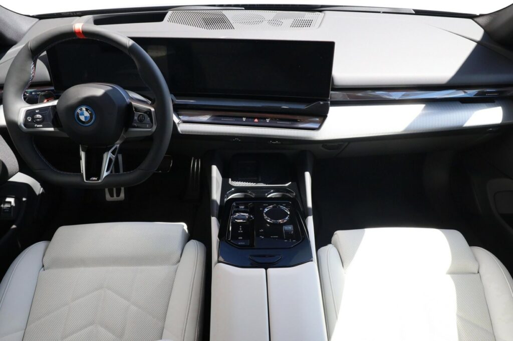 BMW i5 M60 xDrive Touring