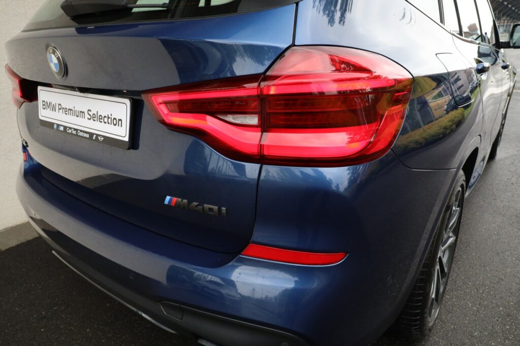 BMW X3 M40i